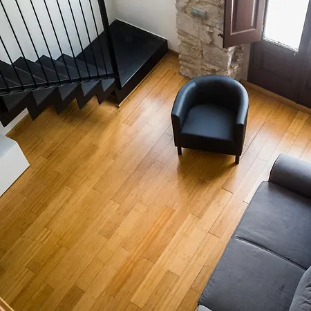 Girona Housing Ginesta 9 *